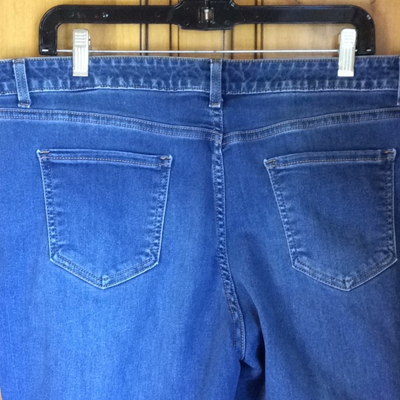 FINAL SALE PRICE Coldwater Creek Denim Jeans in 16 Petite - Picture 5 of 8